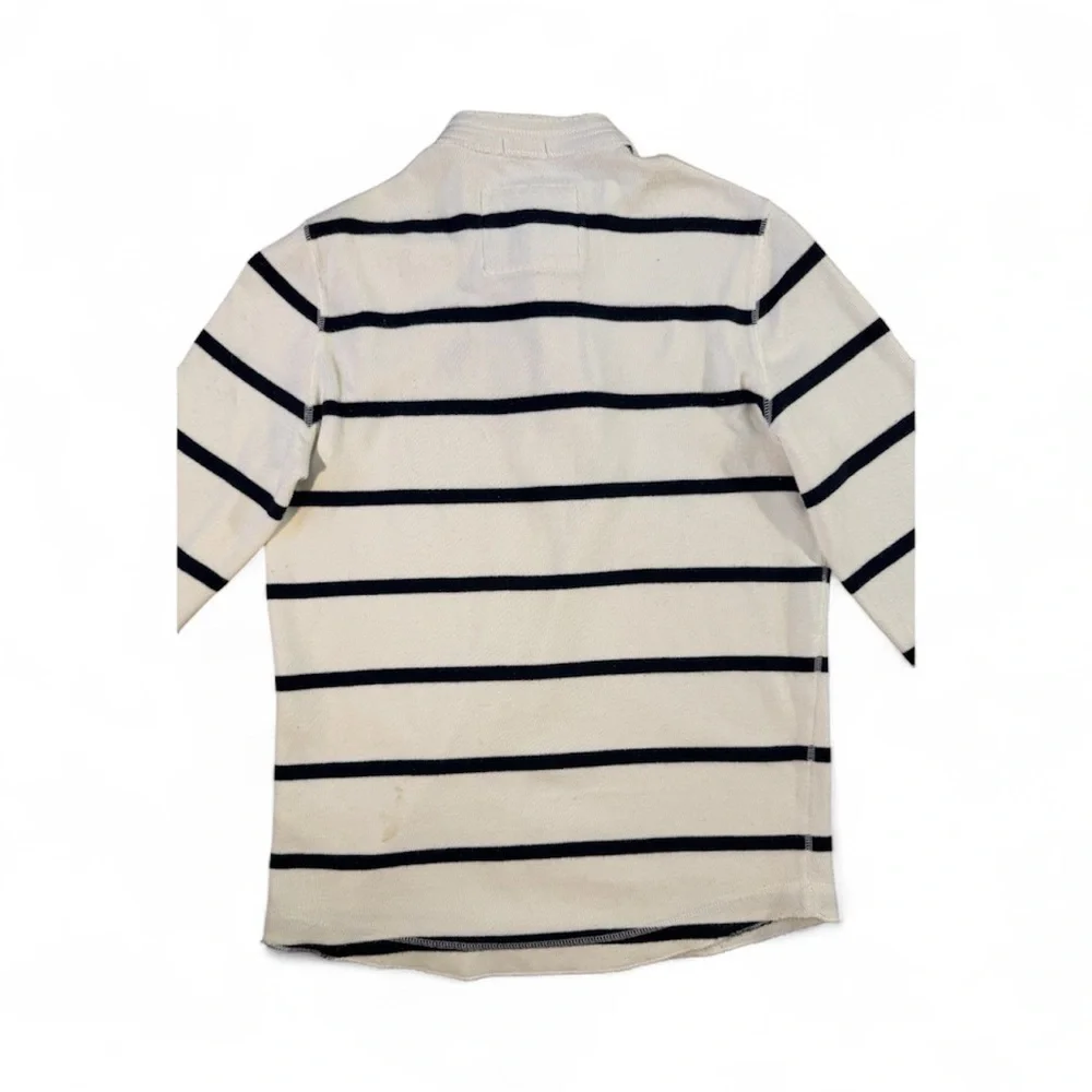 Men’s Abercrombie & Fitch White and Navy Striped Henley Shirt - Picture 5 of 6